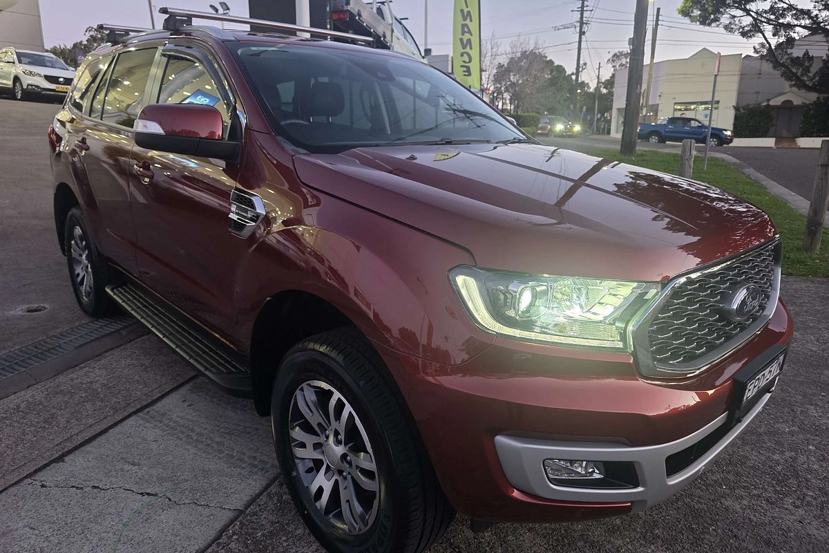 SUV