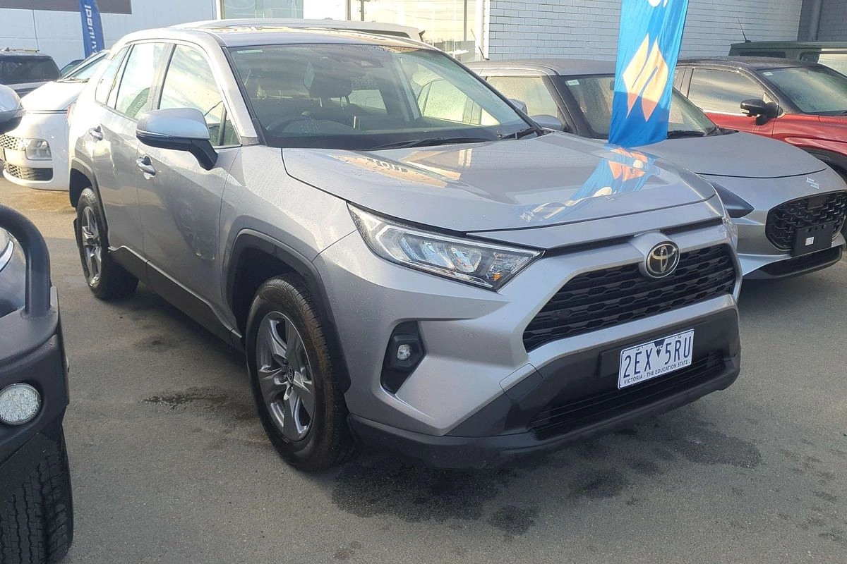 SUV