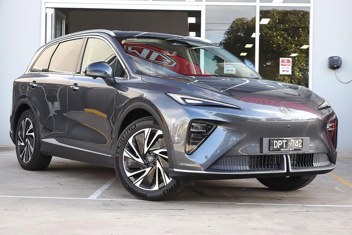 SUV