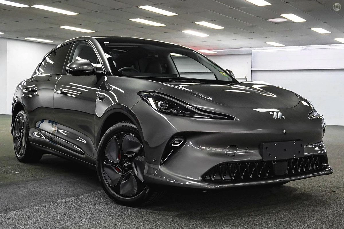 SUV