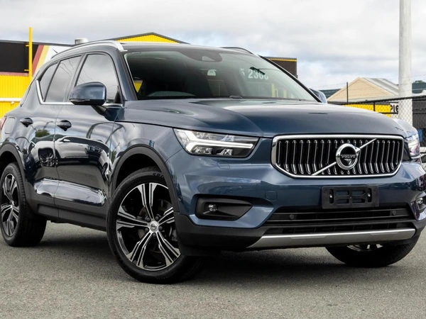 2021 Volvo XC40 T4 Inscription AWD Leather Seats Panoramic Sunroof