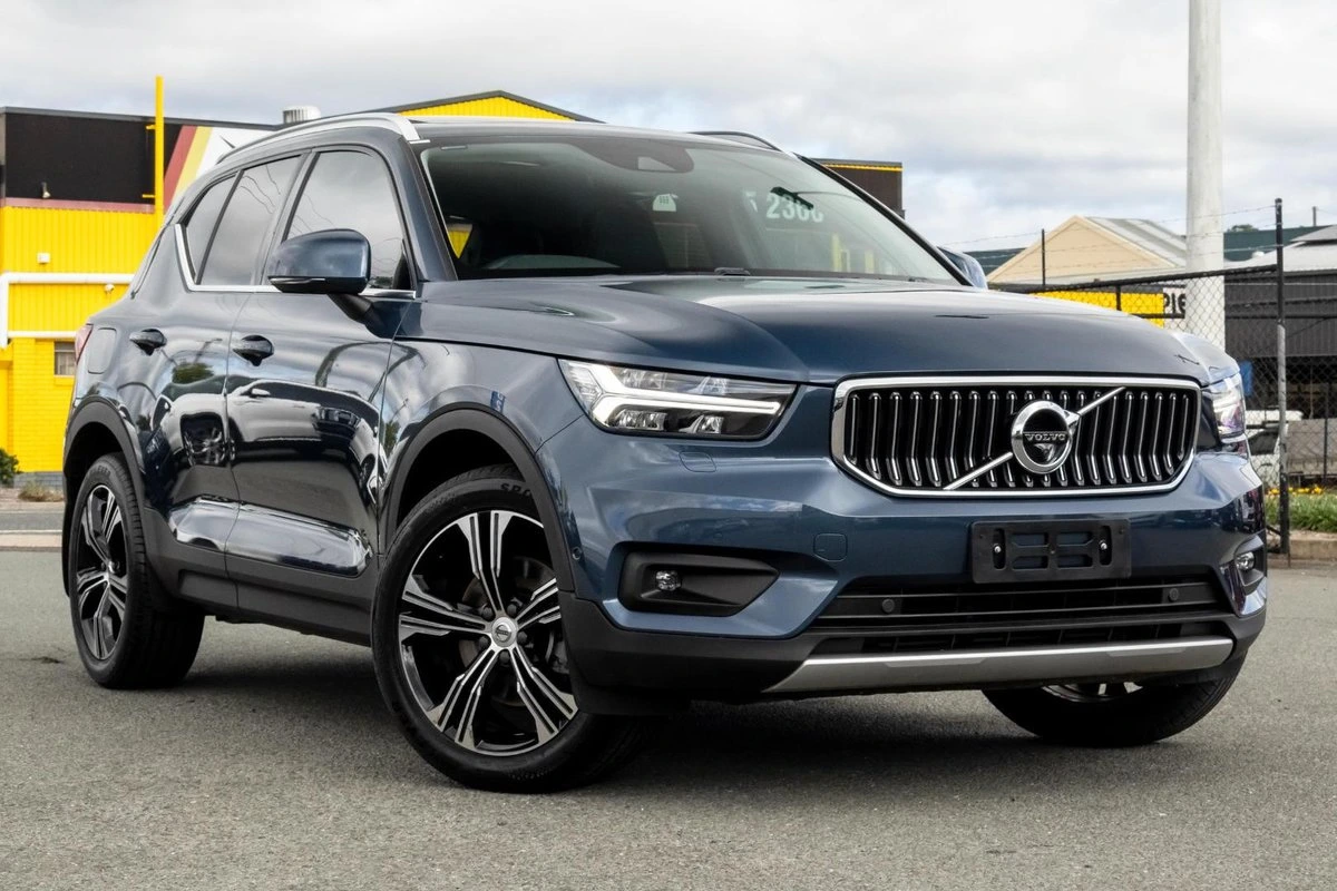 SUV