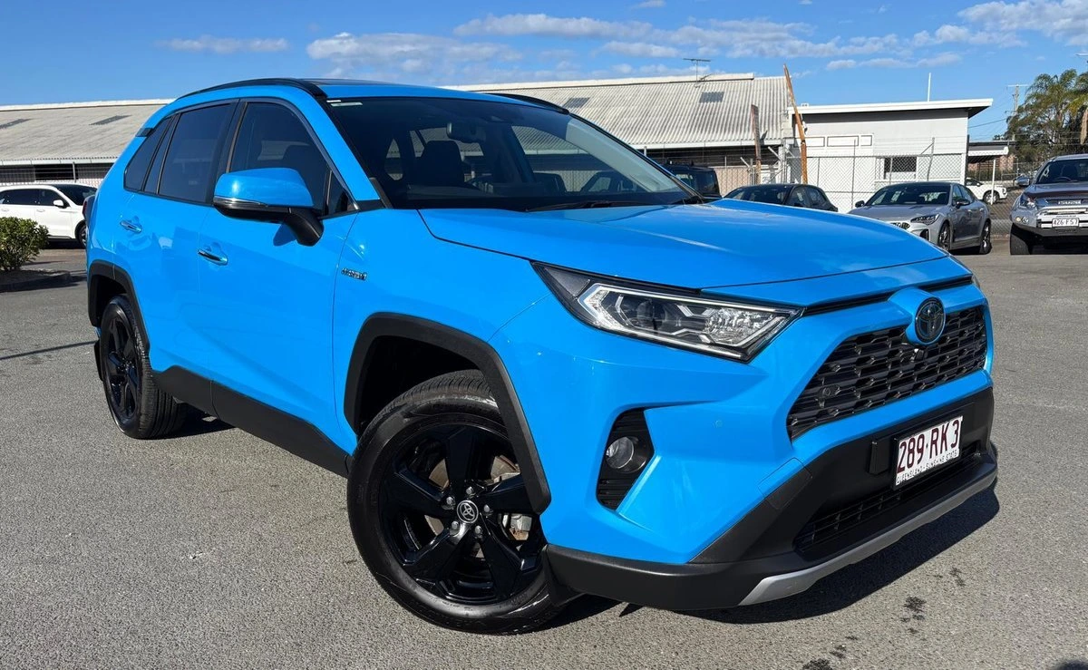 SUV