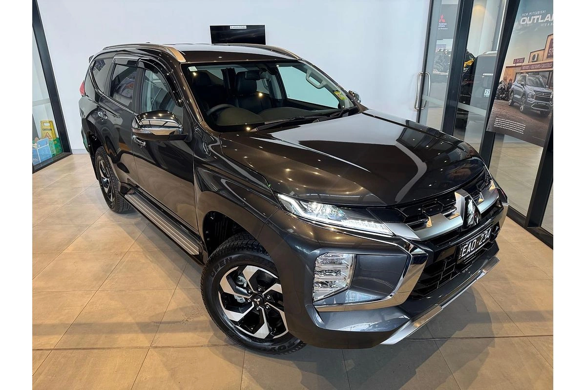 SUV