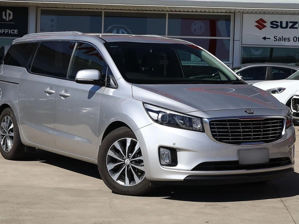 2015 Kia Carnival SLi YP Front Wheel Drive Automatic