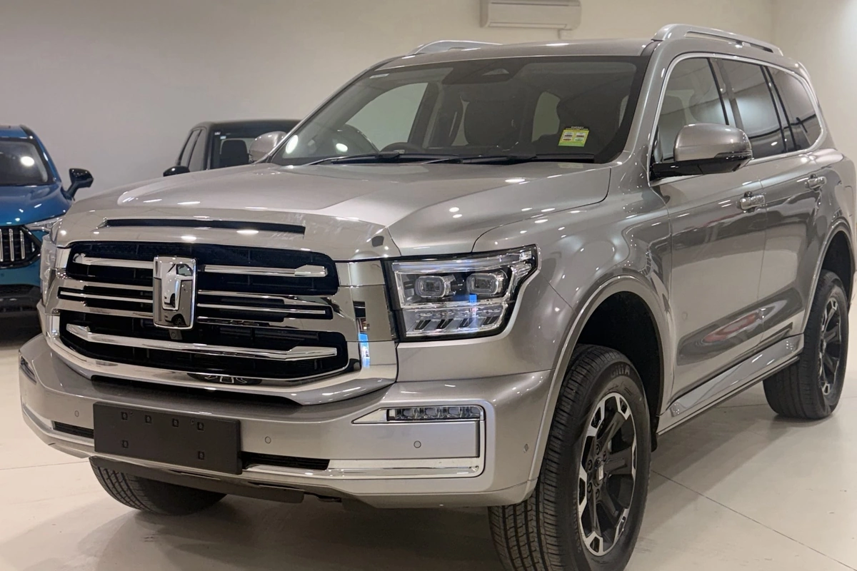 SUV