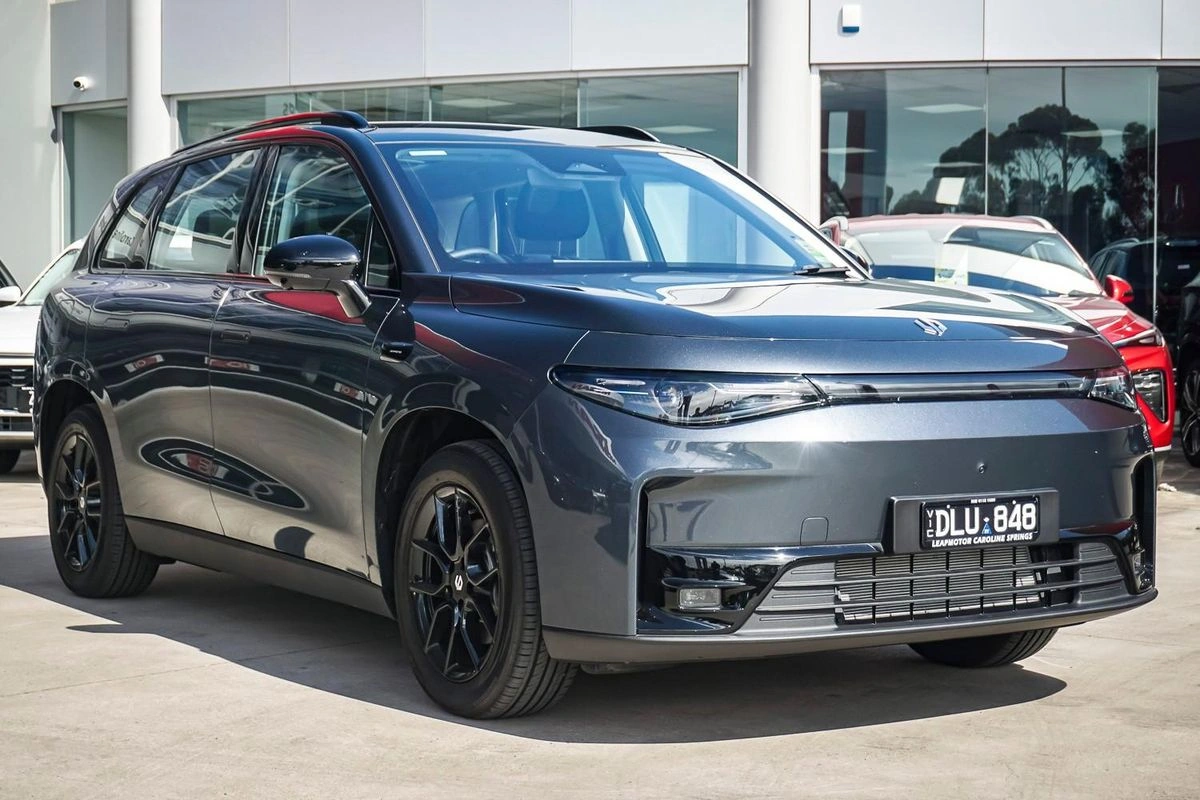 SUV