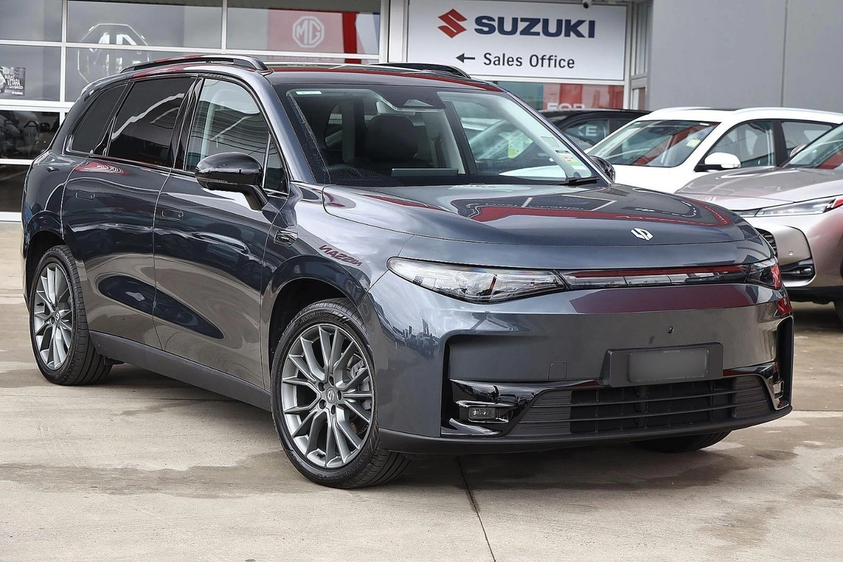 SUV