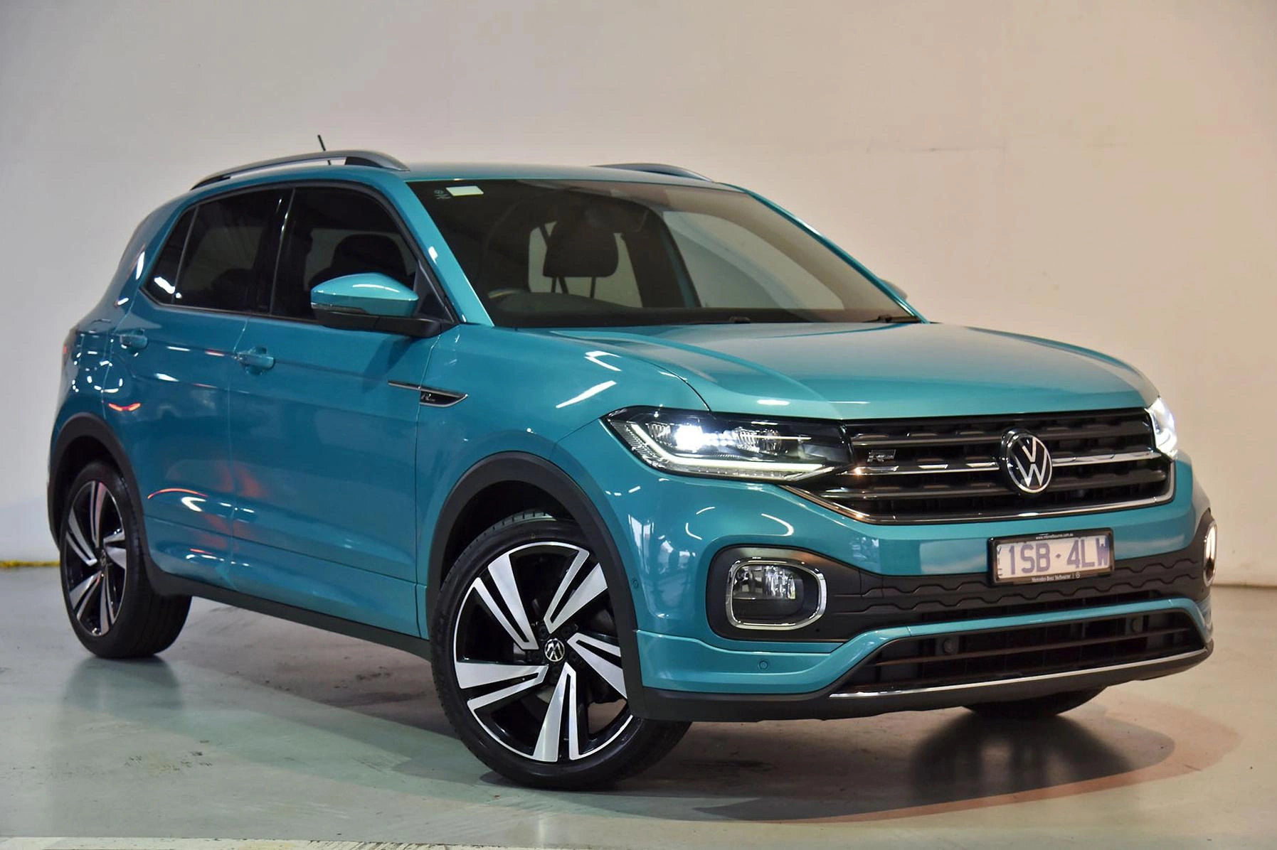 SUV