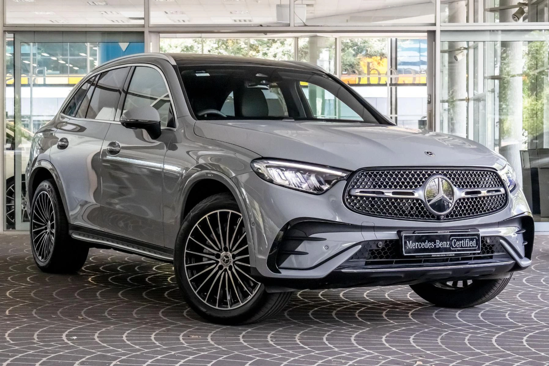 SUV