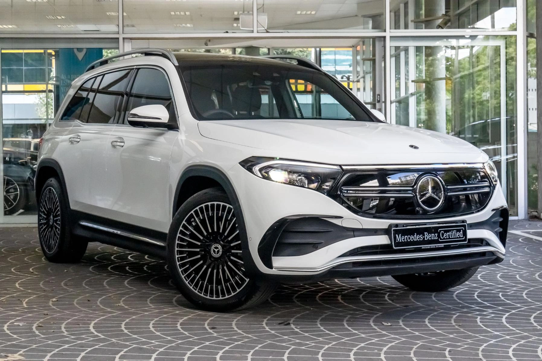 SUV