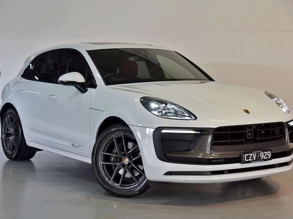 2024 Porsche Macan T AWD Automatic Leather Seats Panoramic Sunroof