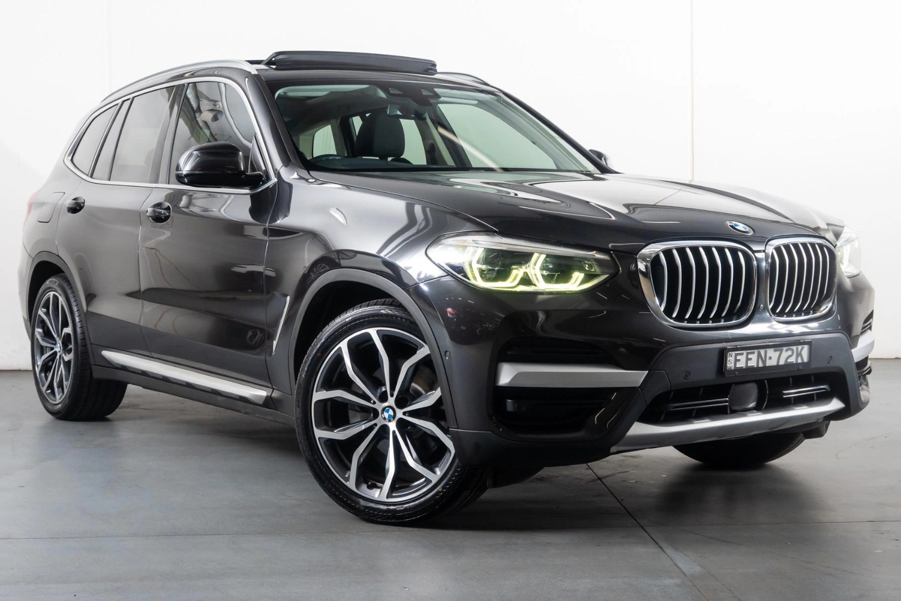 SUV