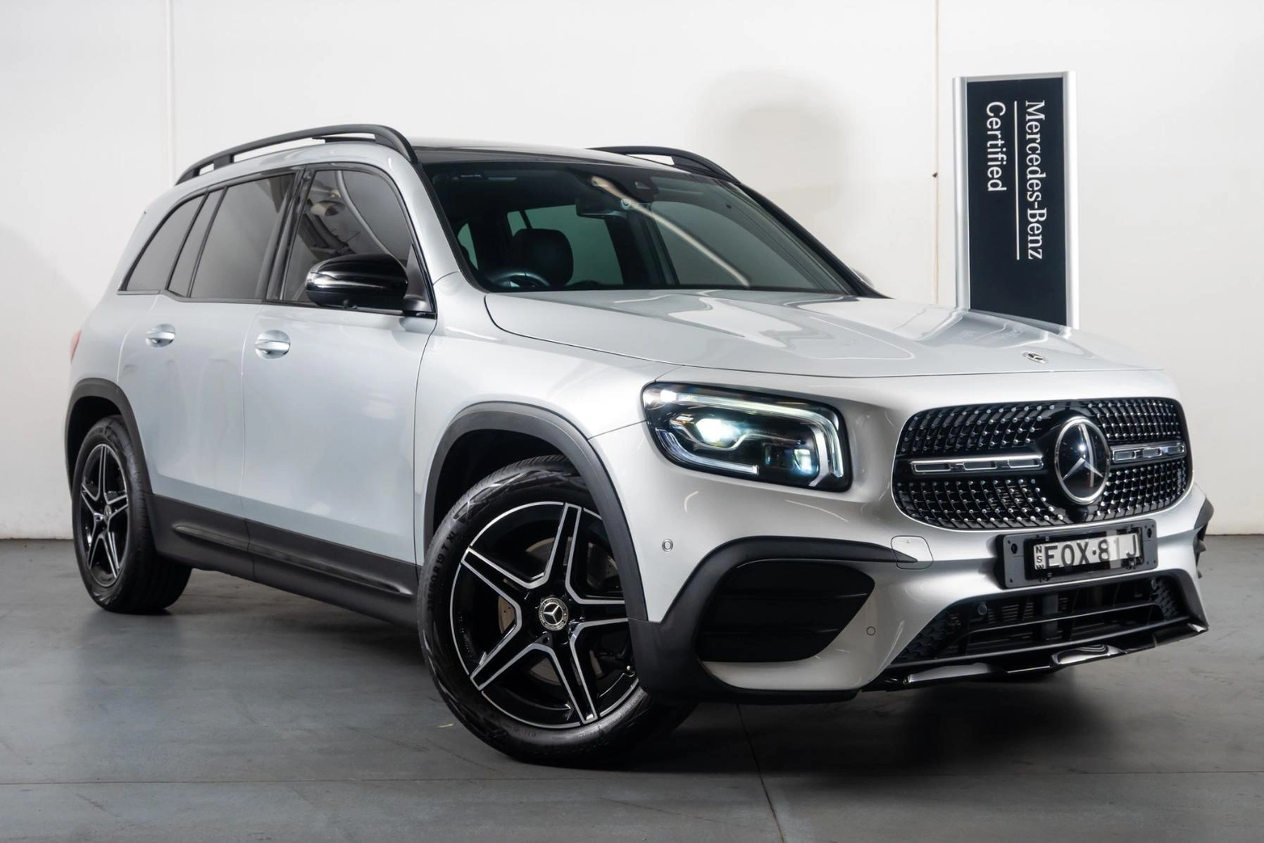 SUV