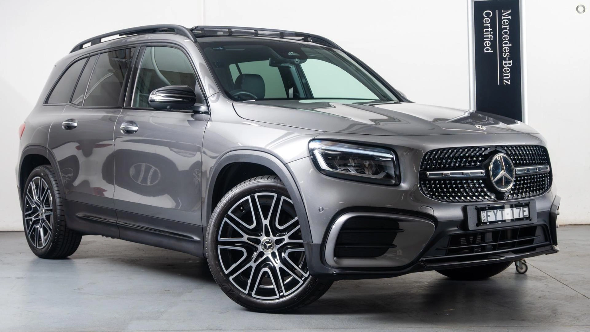 SUV