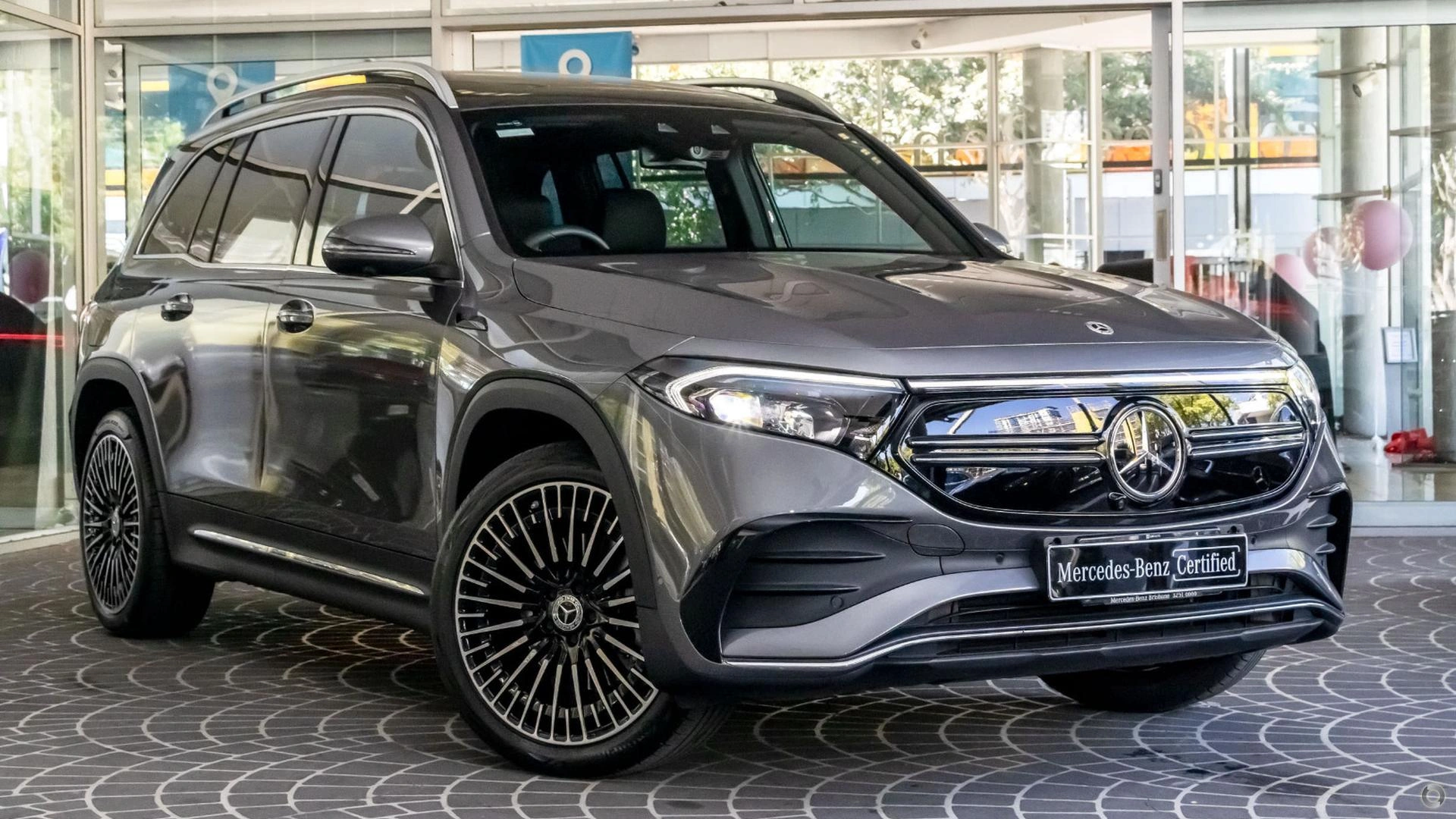 SUV