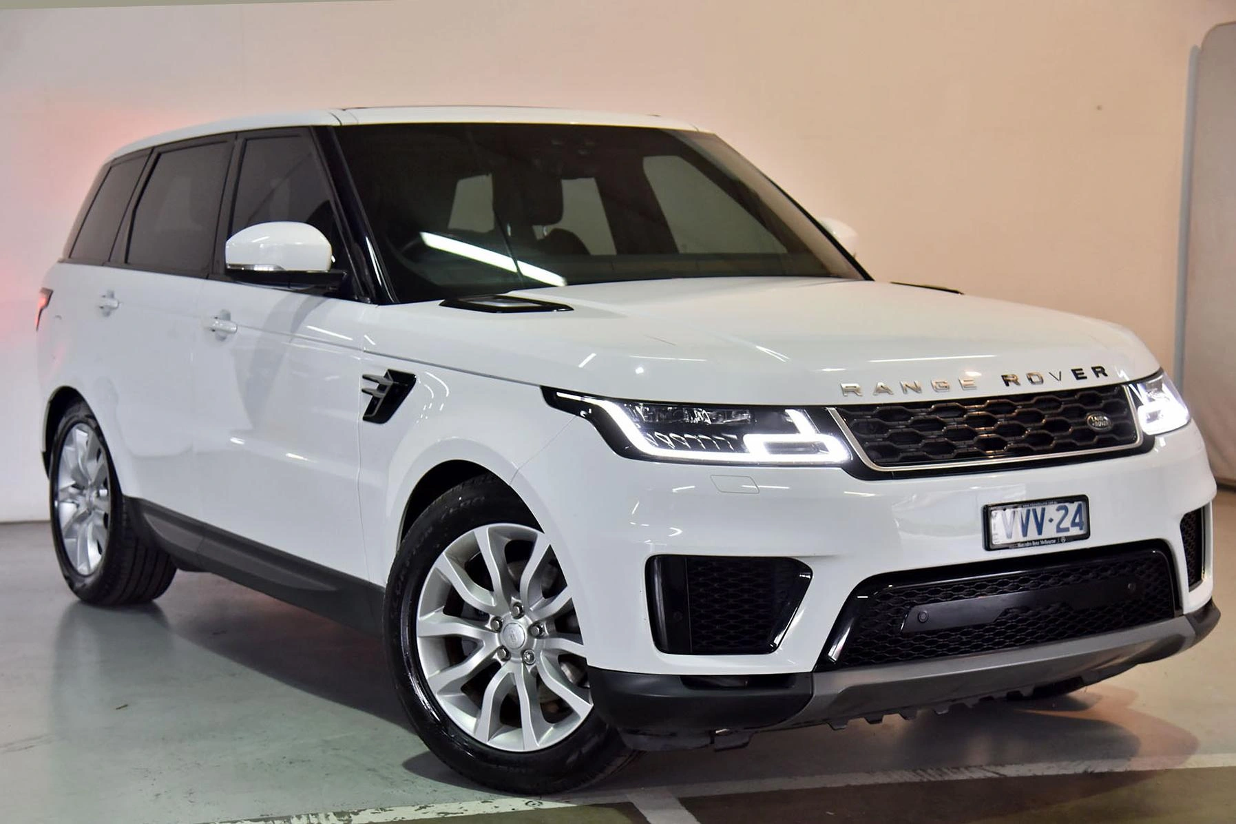 SUV