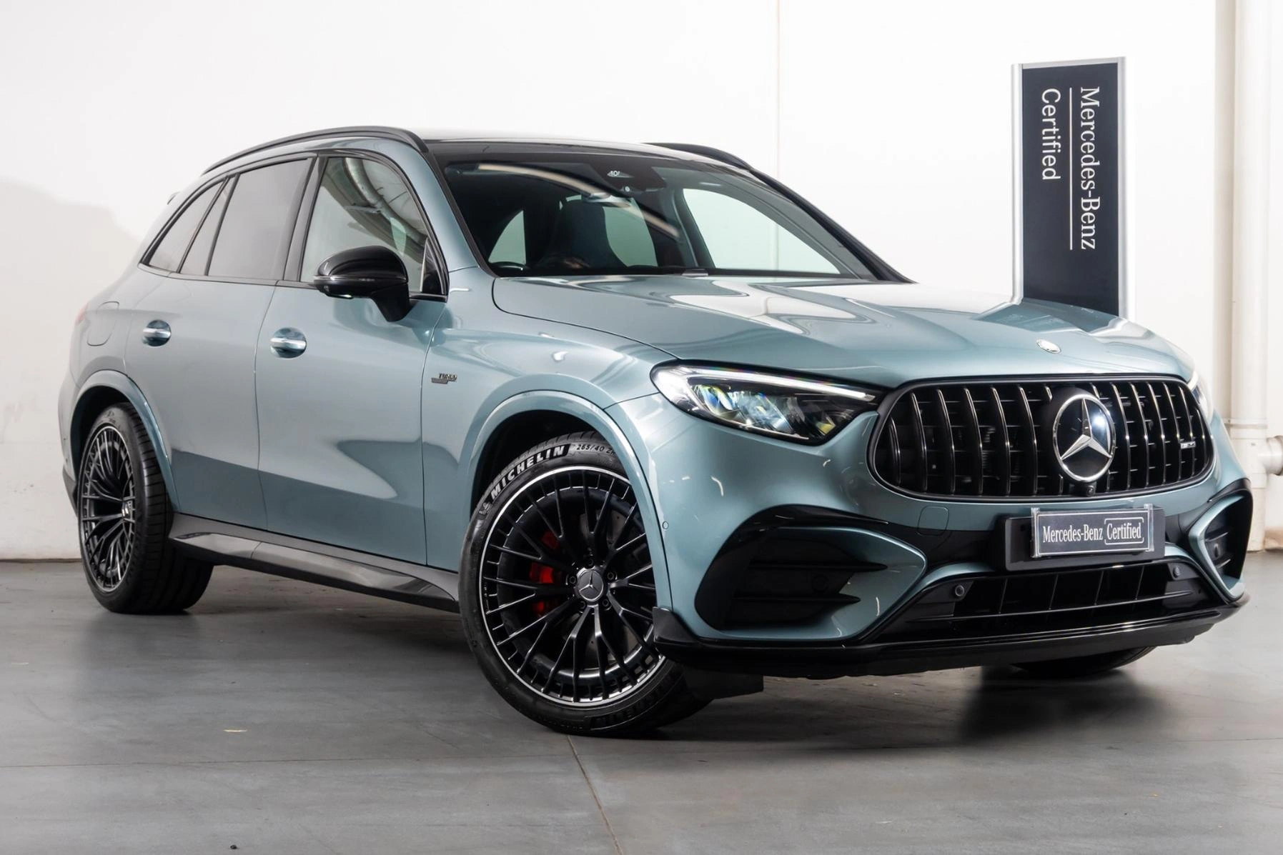SUV
