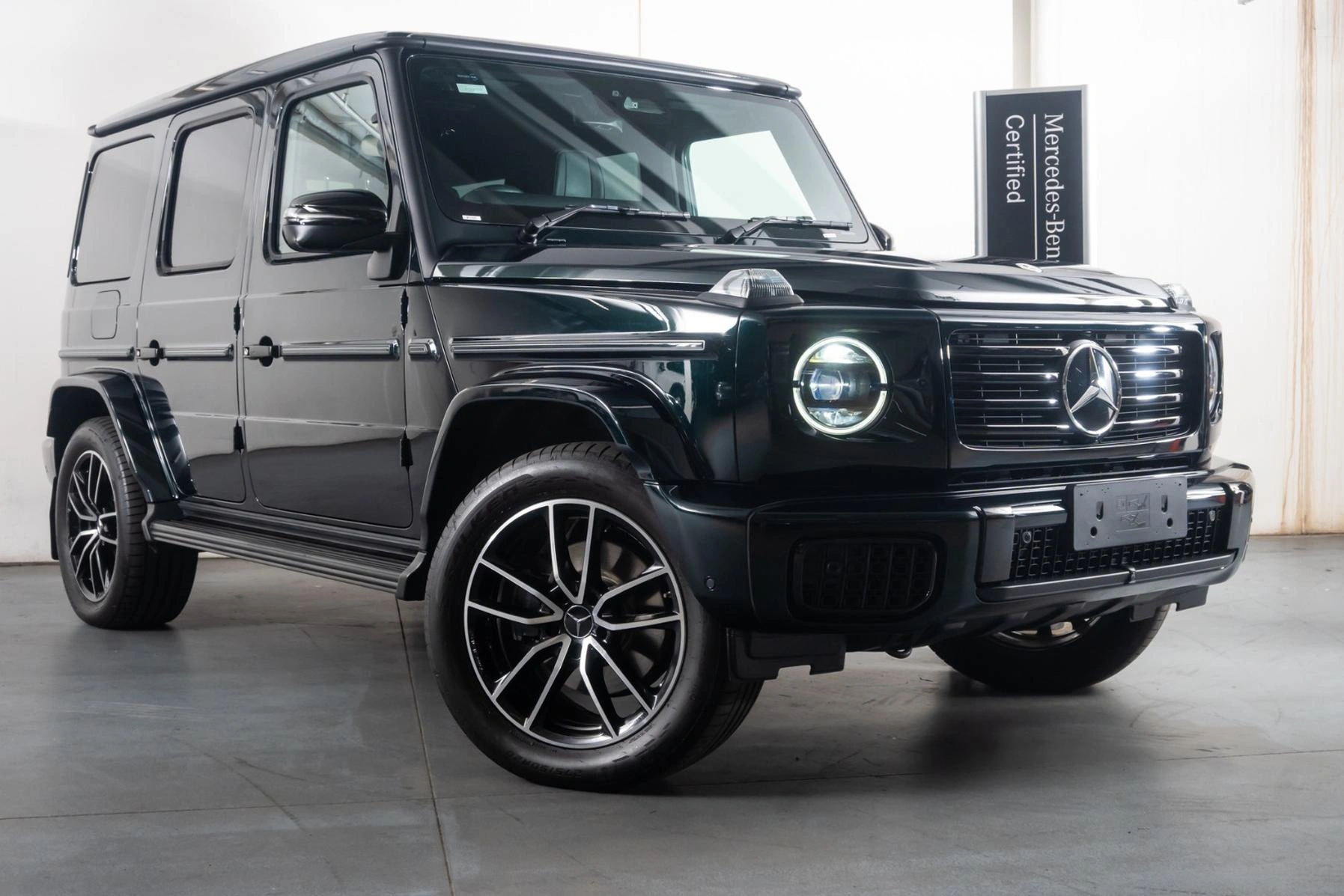 SUV