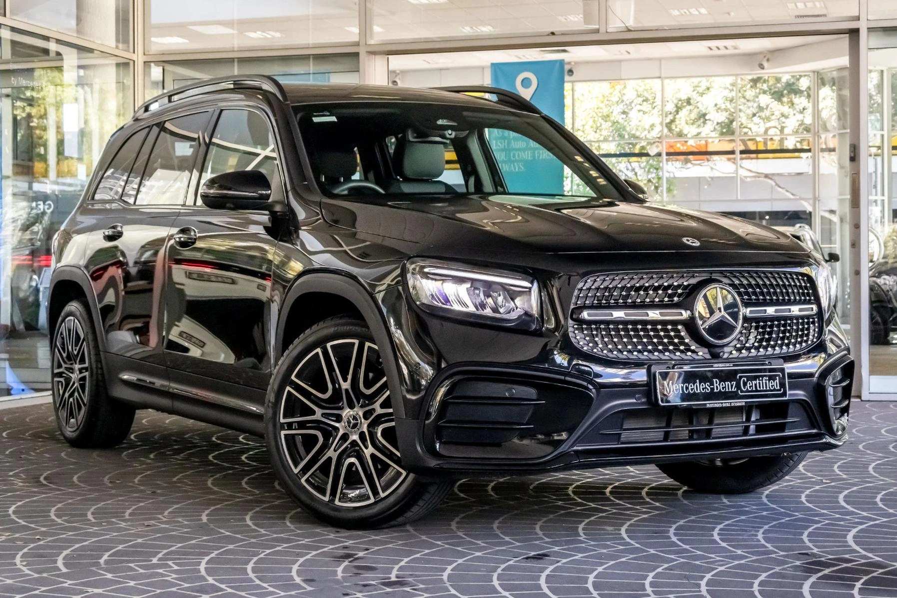 SUV