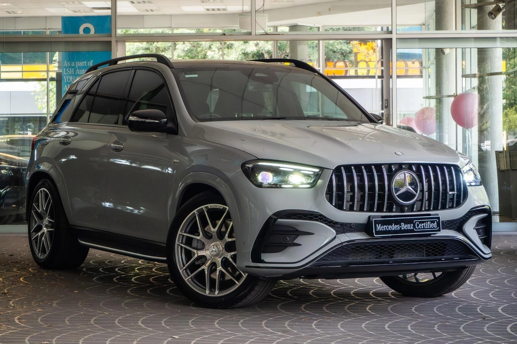 SUV