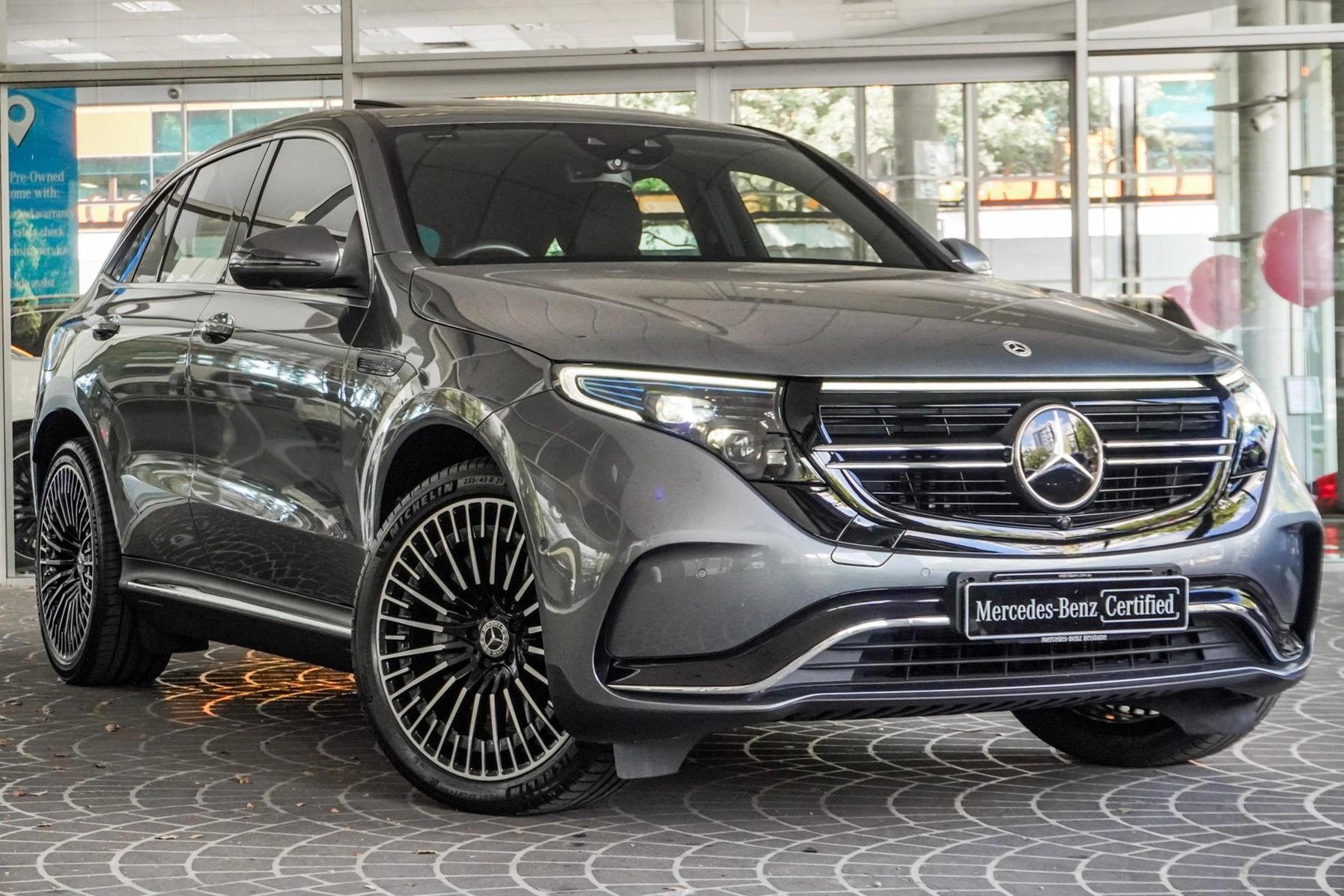 SUV