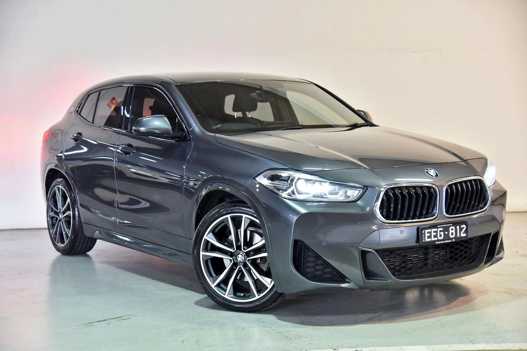 SUV
