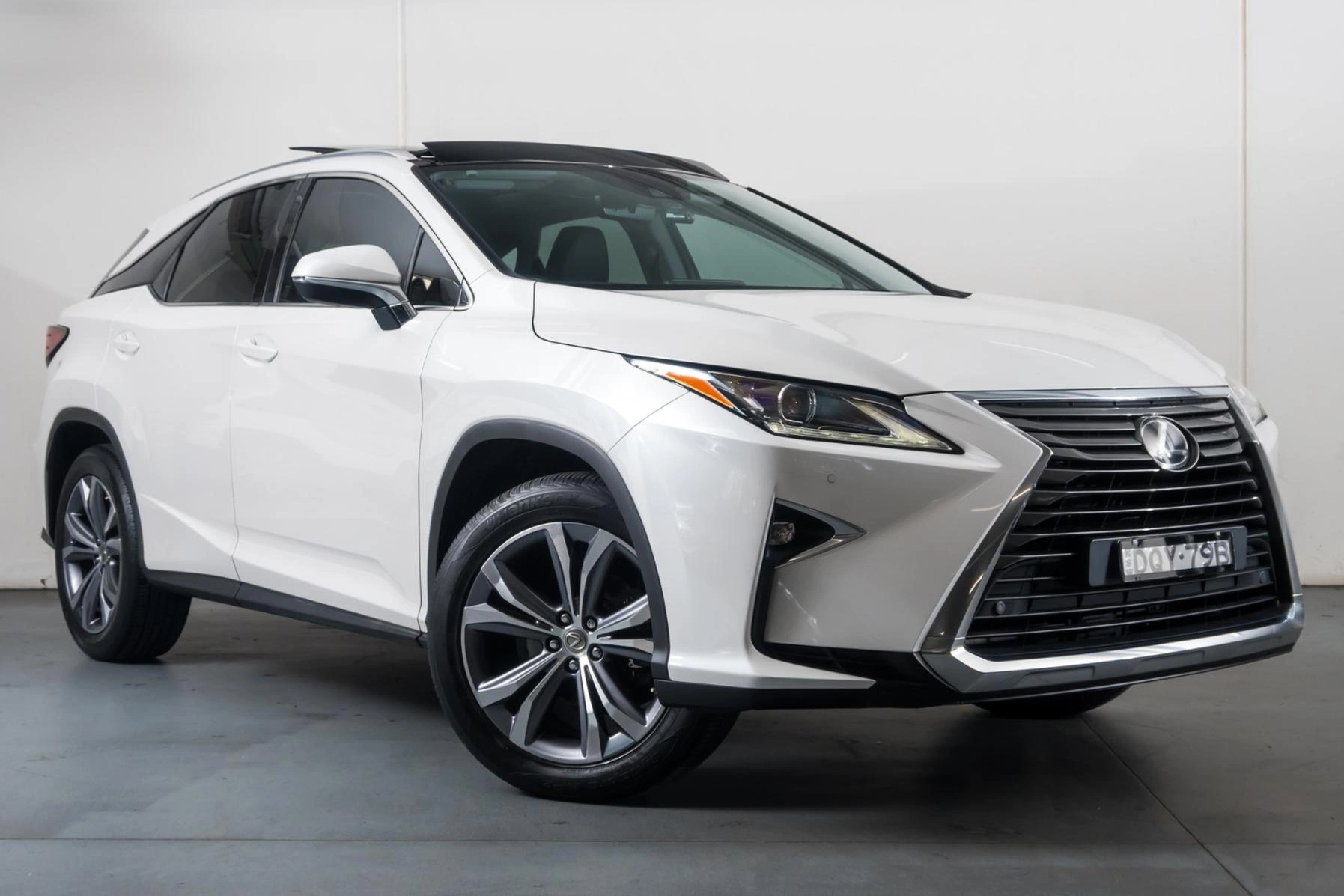 SUV