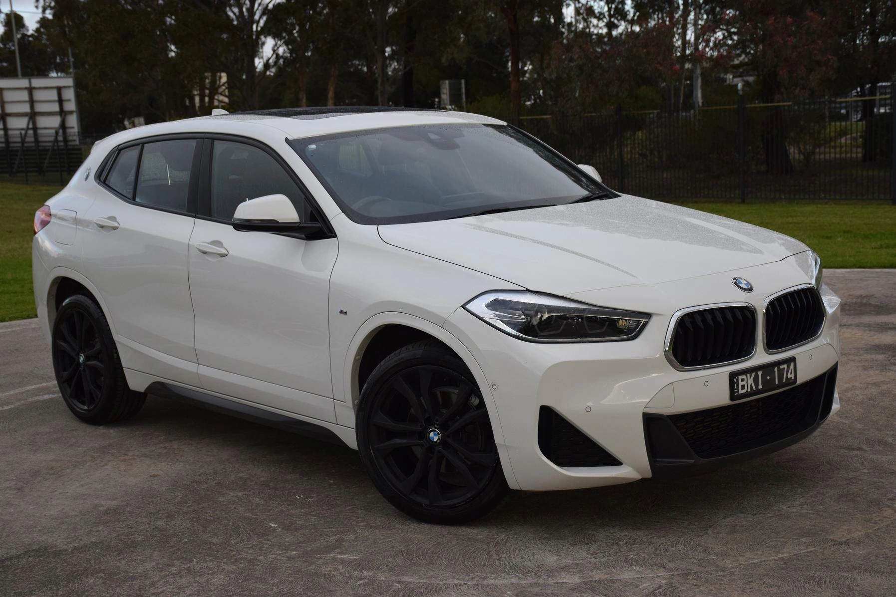 SUV