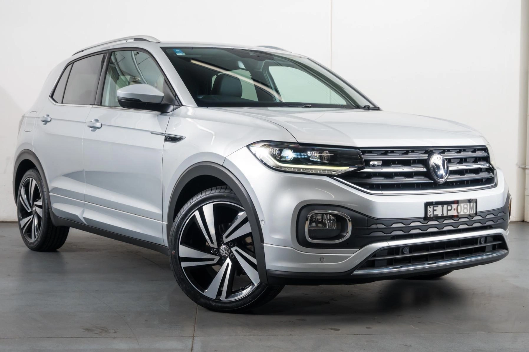 SUV
