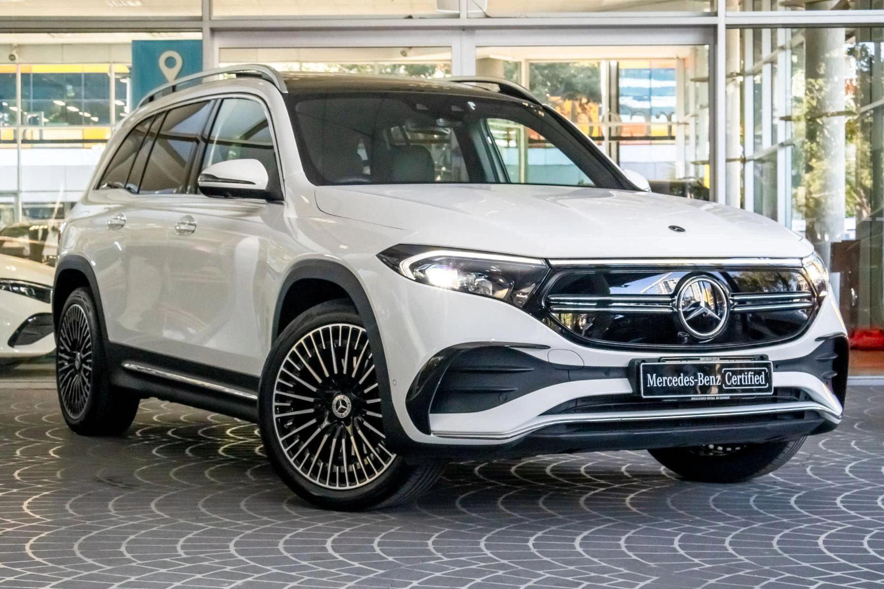 SUV