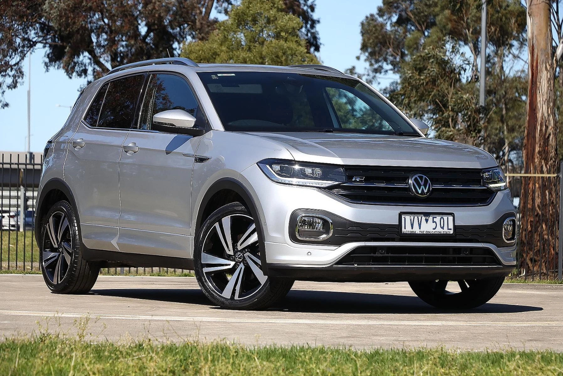 SUV