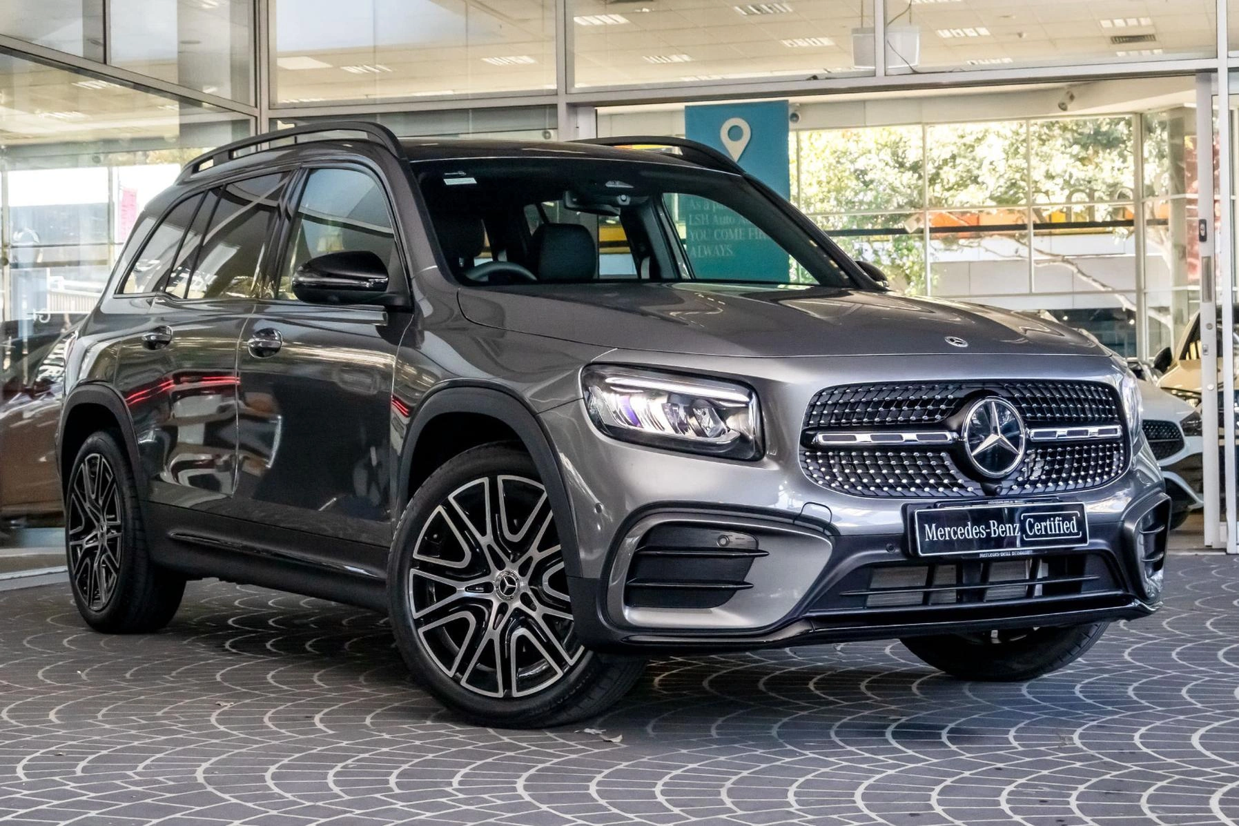 SUV