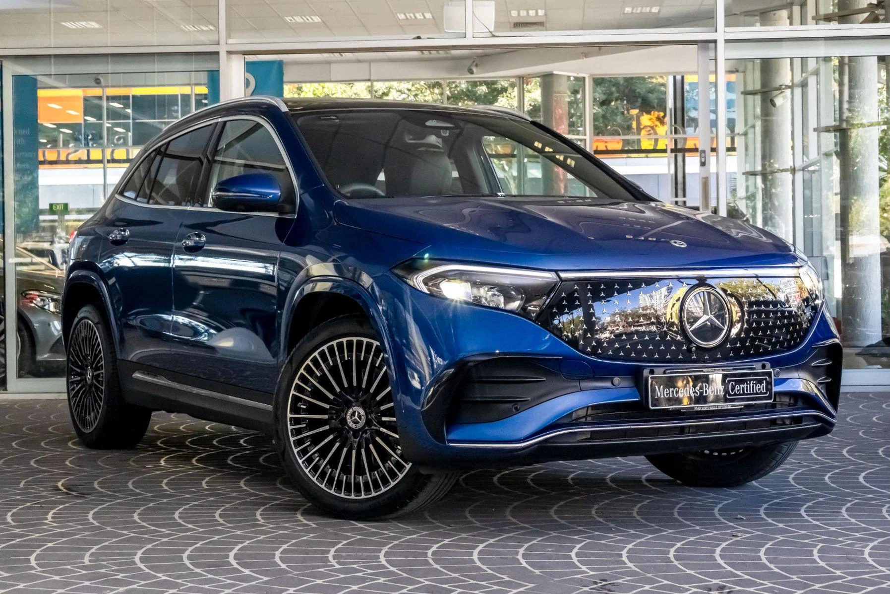 SUV
