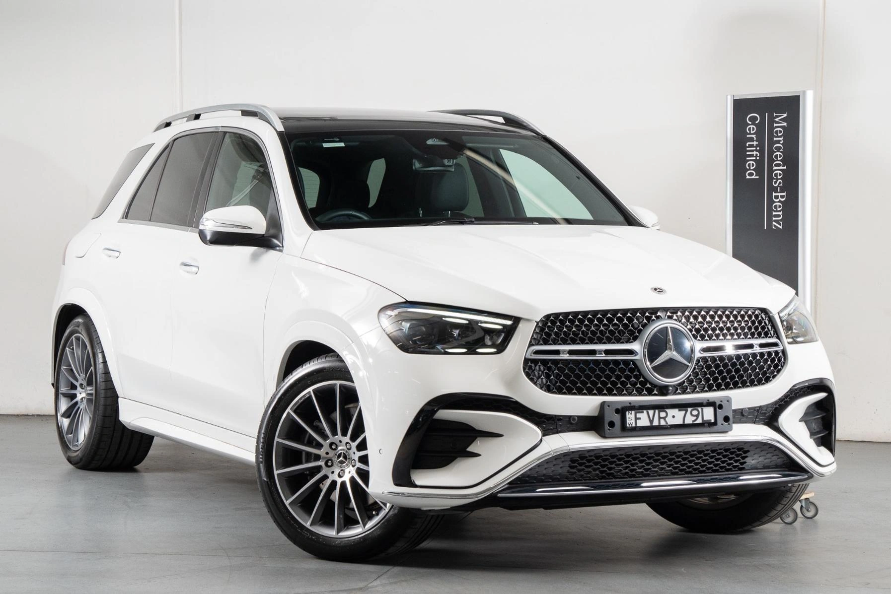 SUV