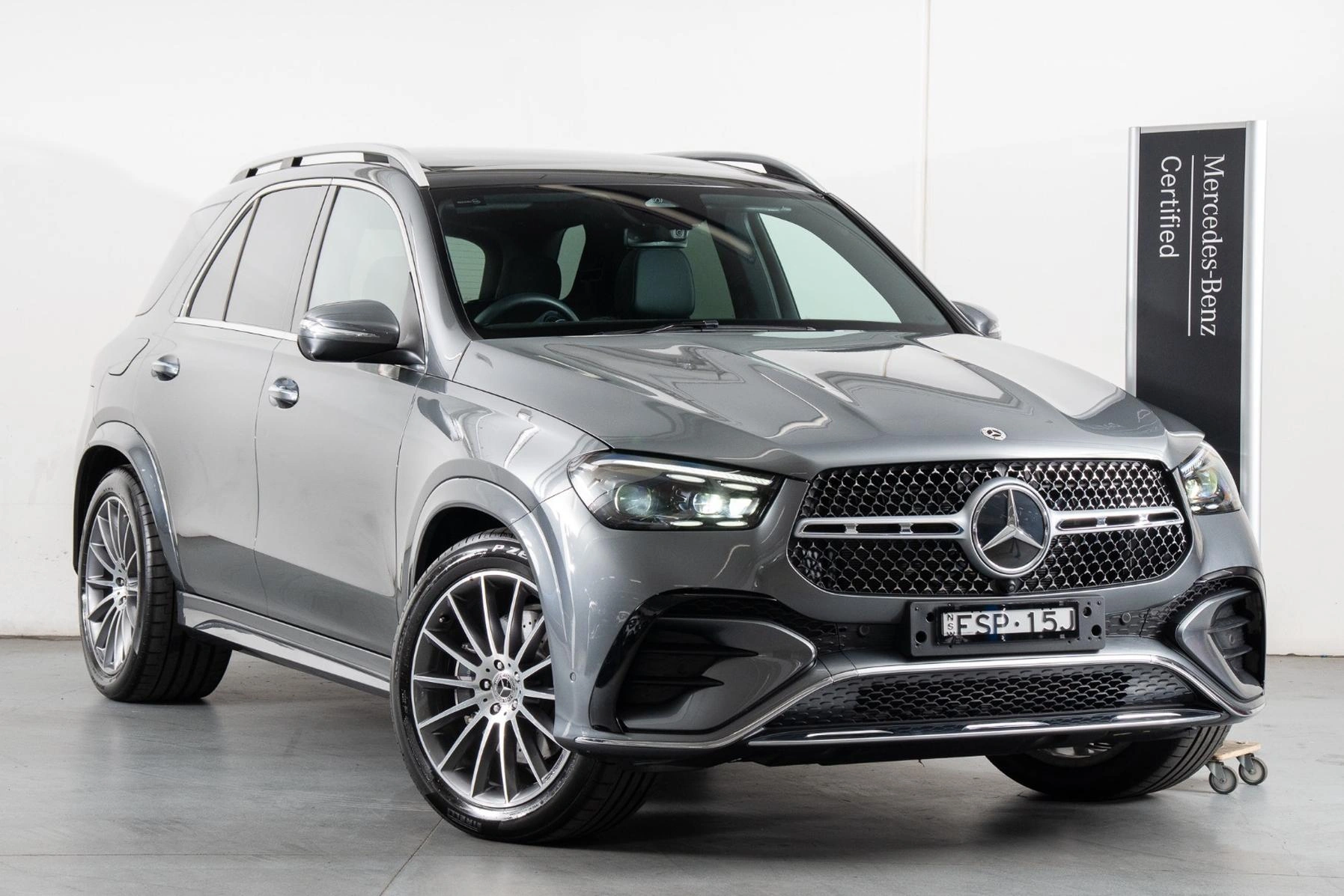 SUV