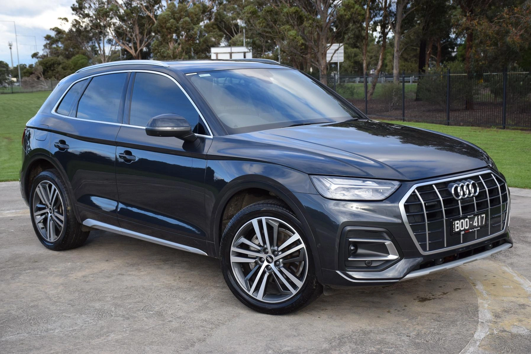 SUV