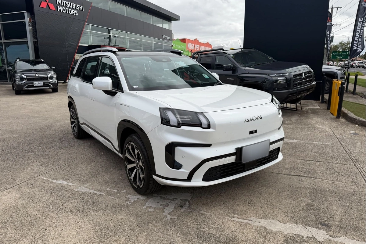 SUV