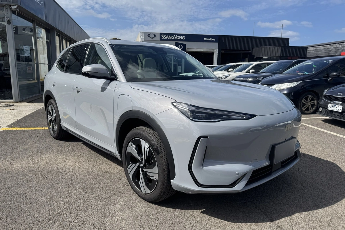 SUV