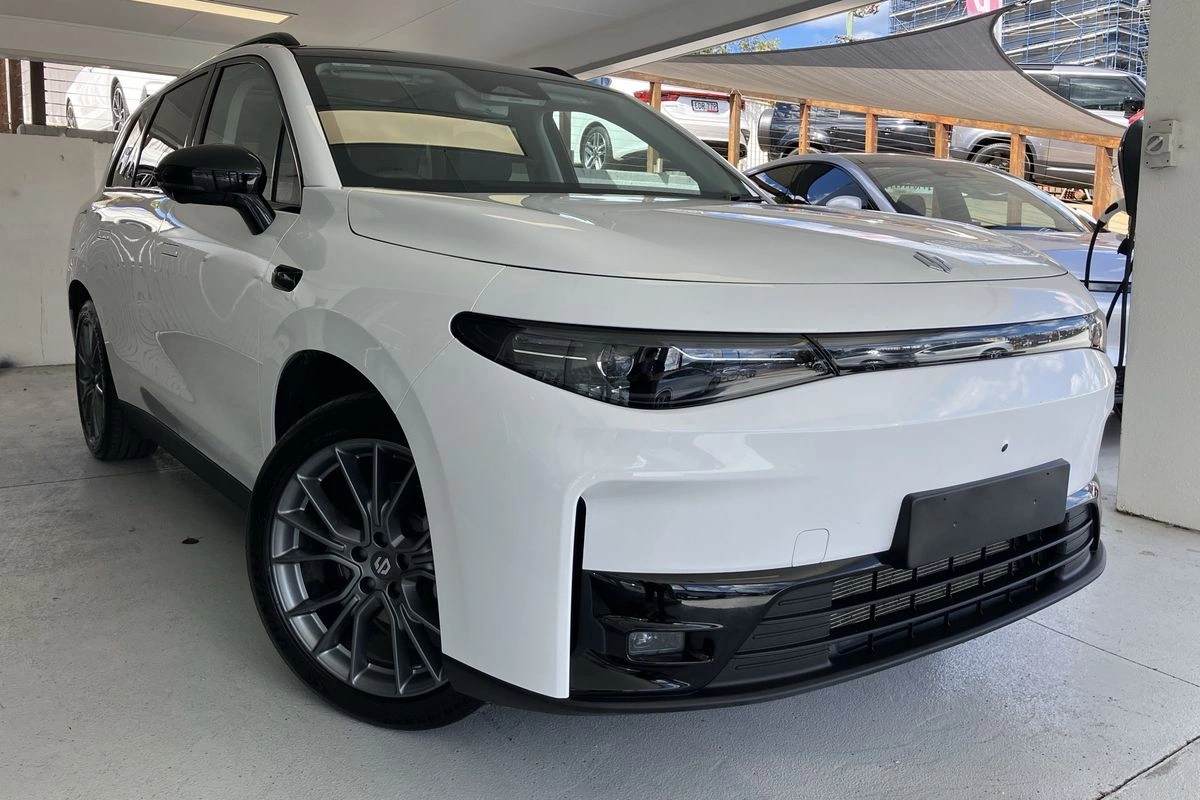 SUV