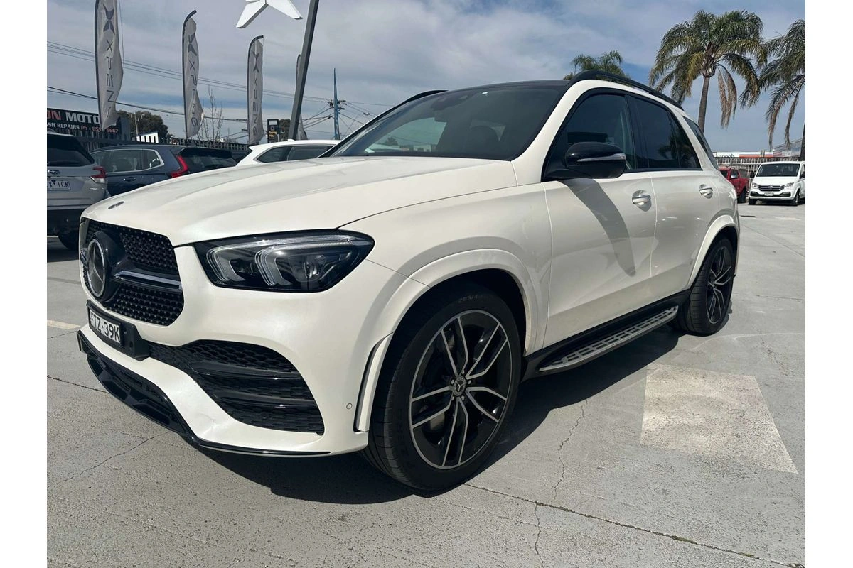 SUV