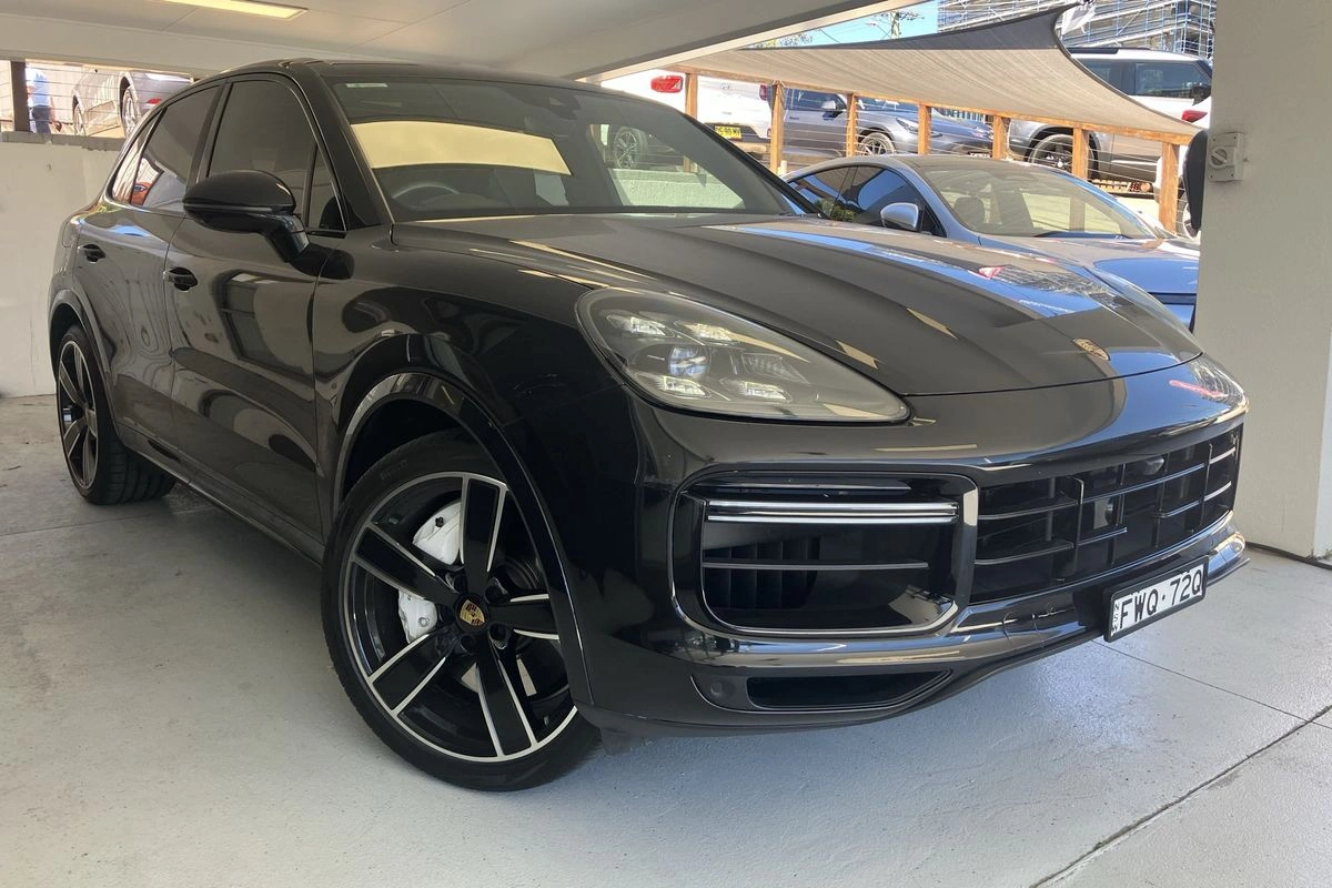 SUV