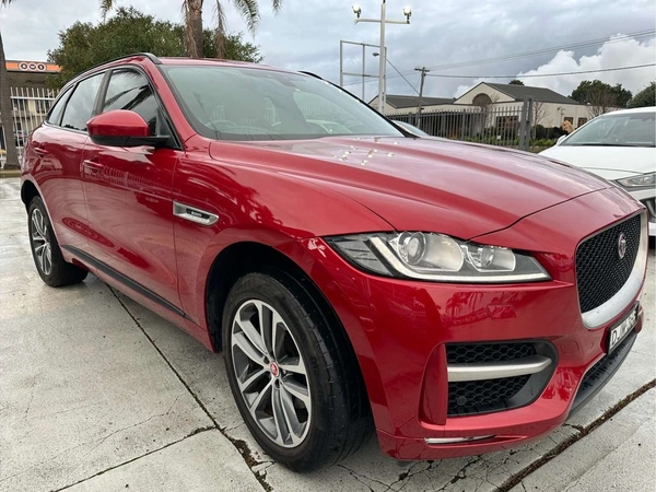 2016 Jaguar F-PACE R-Sport Turbo Diesel AWD Panoramic Sunroof