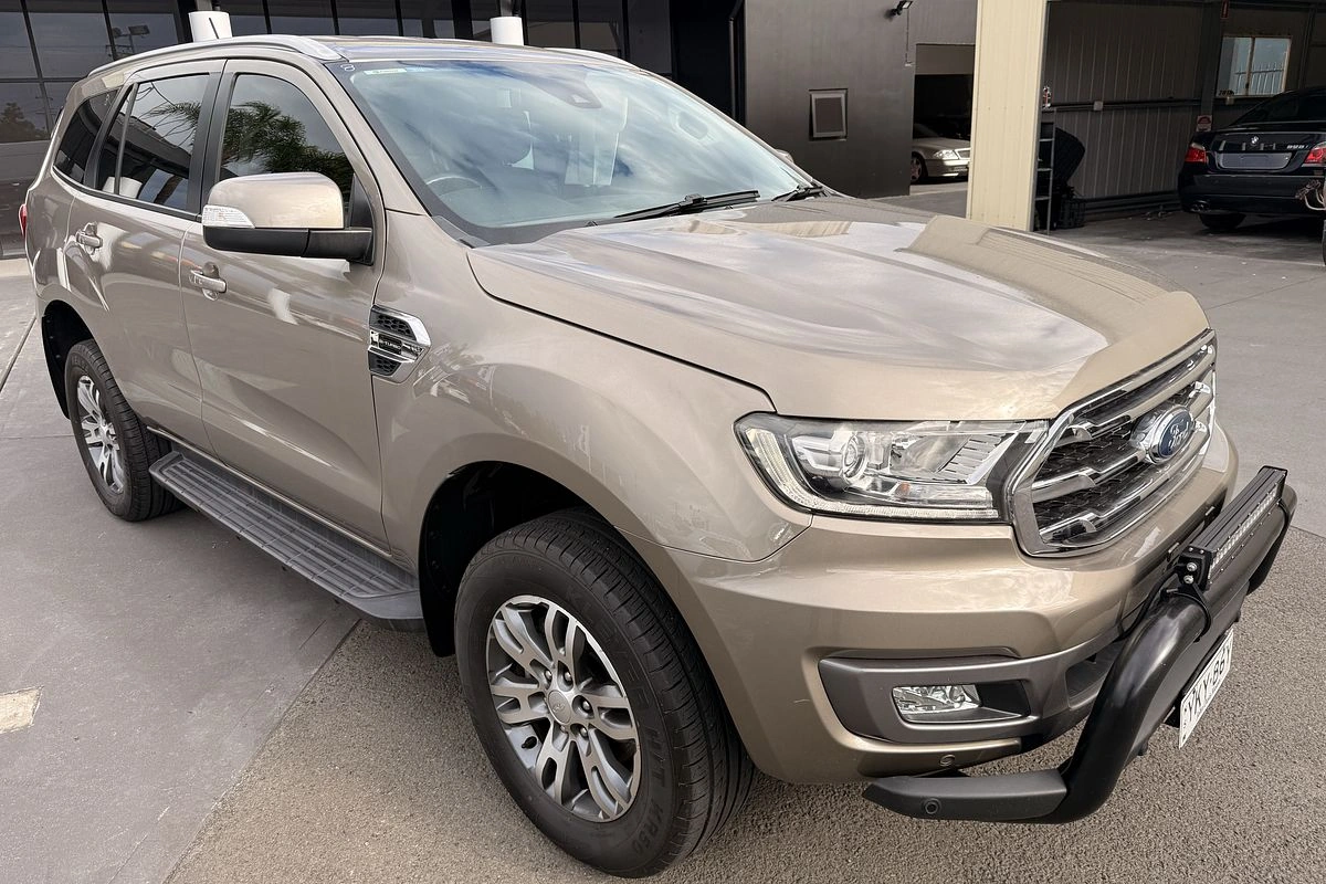 SUV