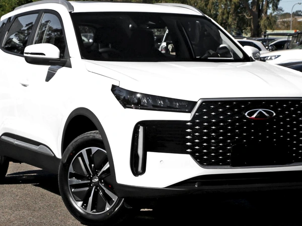 2026 Chery Tiggo 4 Hybrid Luxury AWD