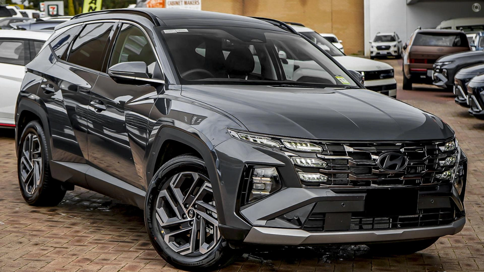 SUV