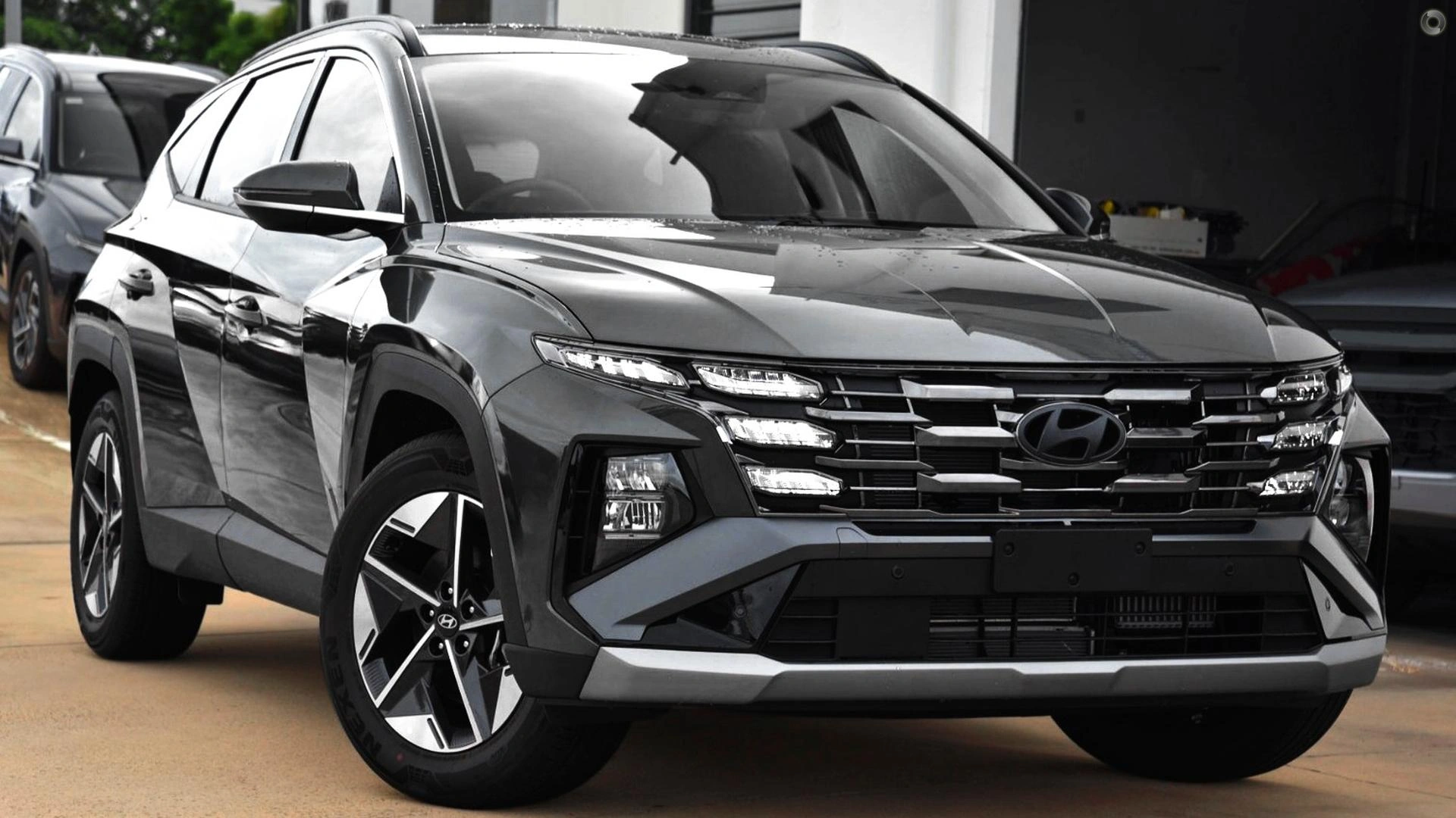 SUV