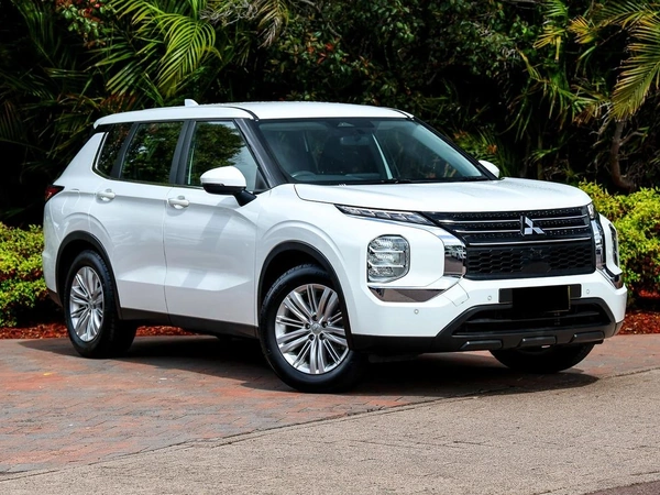 2024 Mitsubishi Outlander ES ZM Automatic FWD
