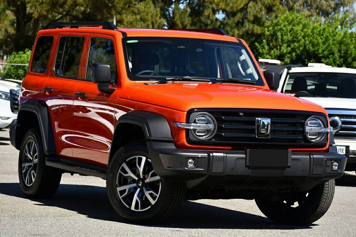 SUV