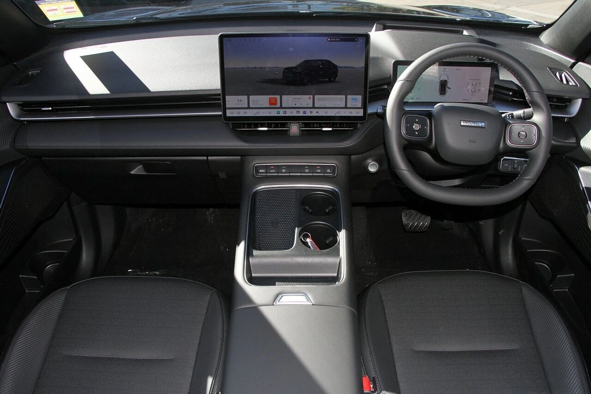 Photo 5